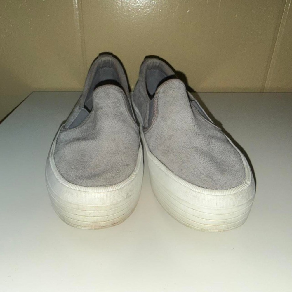 Speedy slip on shoes